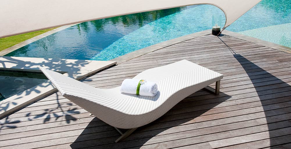The Layar - 3 bedroom - Sun loungers and fresh towels